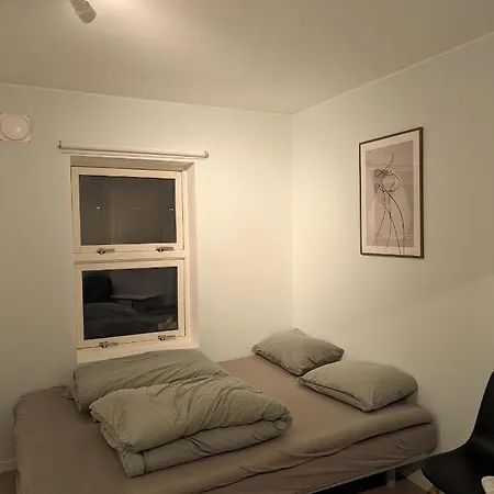 Studio Close To Downtown Leilighet